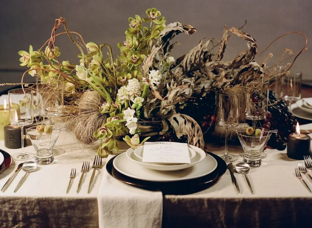 Organic Luxury Reception Design — photograph 1