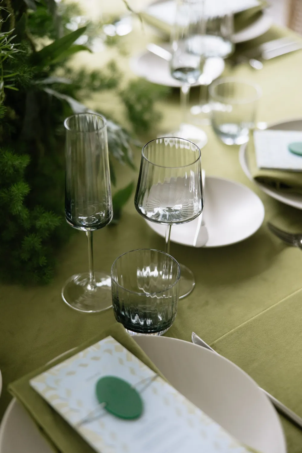 Modern Luxury Wedding Reception Inspiration — photograph 12