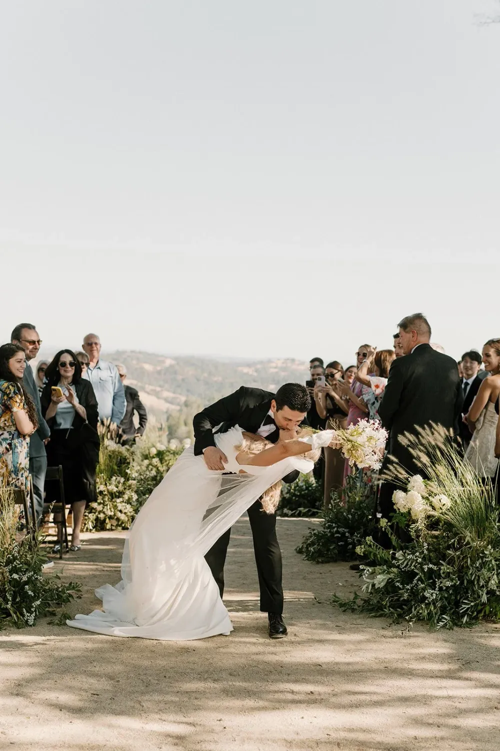 Black Oak Mountain Vineyard Wedding — photograph 11