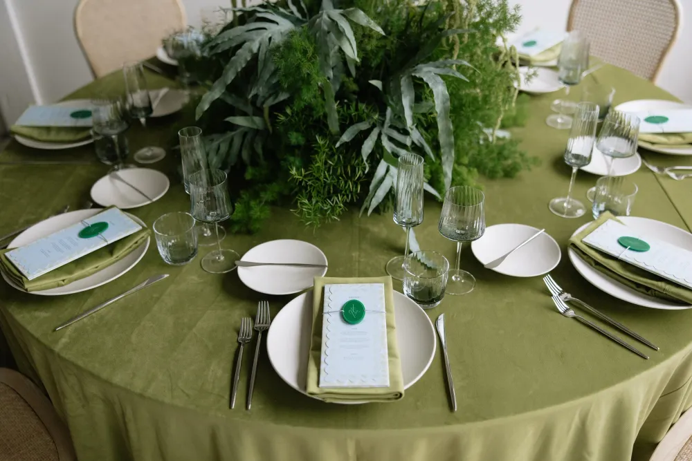 Modern Luxury Wedding Reception Inspiration — photograph 26