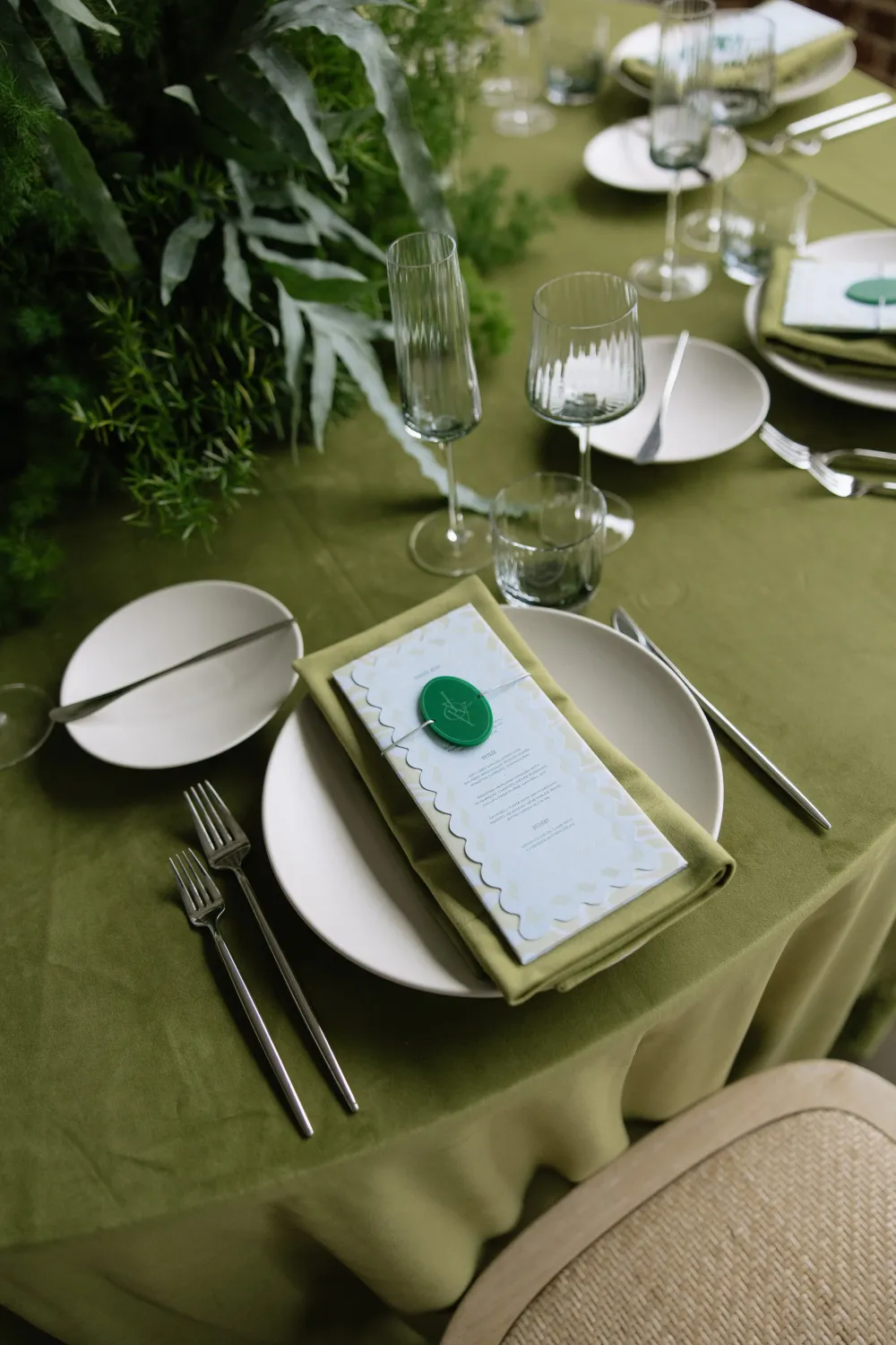 Modern Luxury Wedding Reception Inspiration — photograph 5