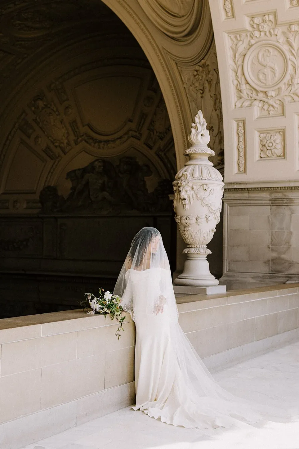 Romantic San Francisco City Hall Elopement — photograph 11